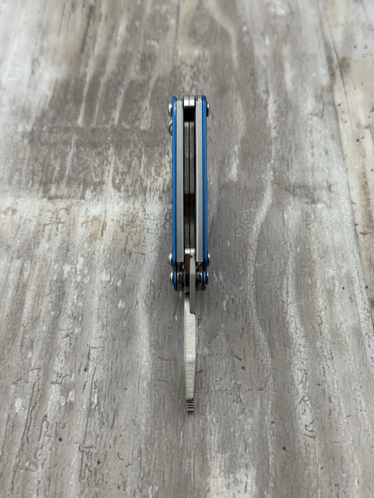 Leatherman Squirt P4 Multi-Tool, Key Ring, Retired, Blue