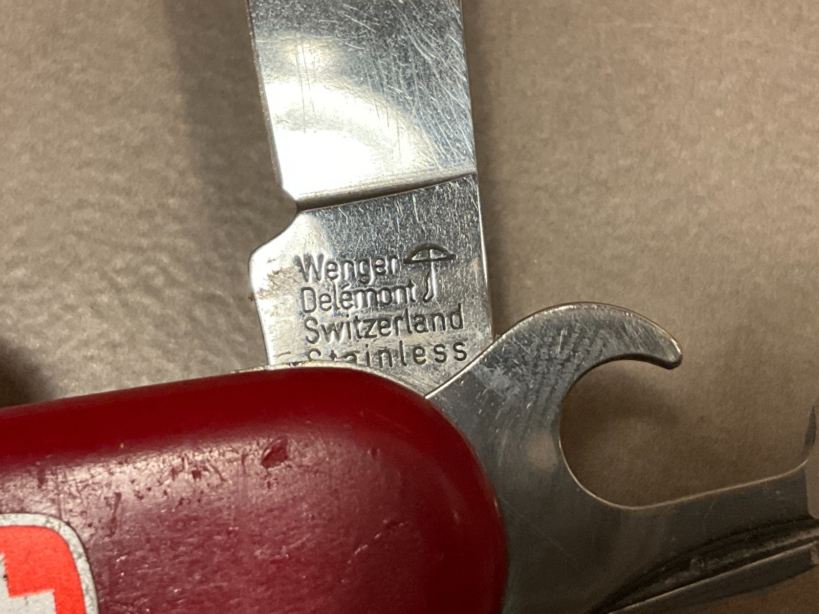 Vintage – Wenger Genuine Swiss Army Knife – Pathfinder – 9 in 1 tool – Rare