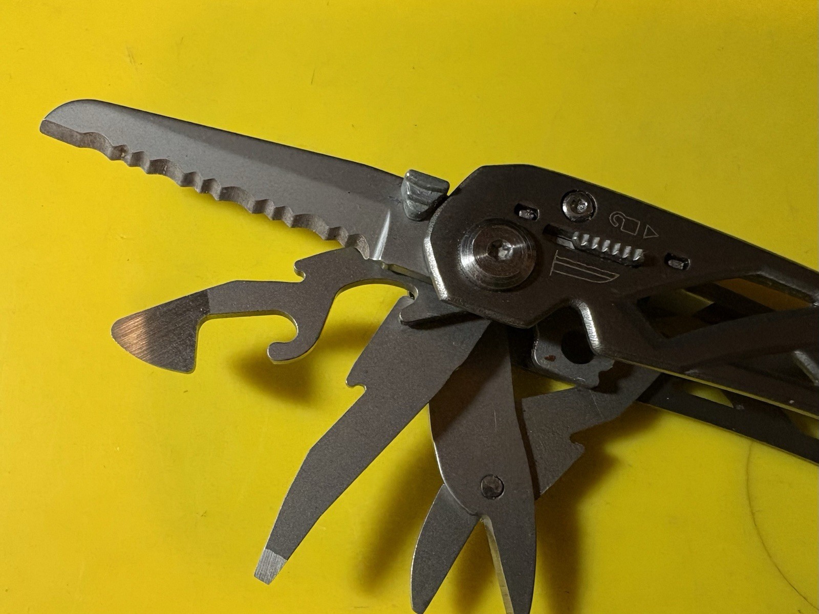Gerber Suspension NXT Stainless Steel Multi-Tools Gray New WO/Box Never Use LG