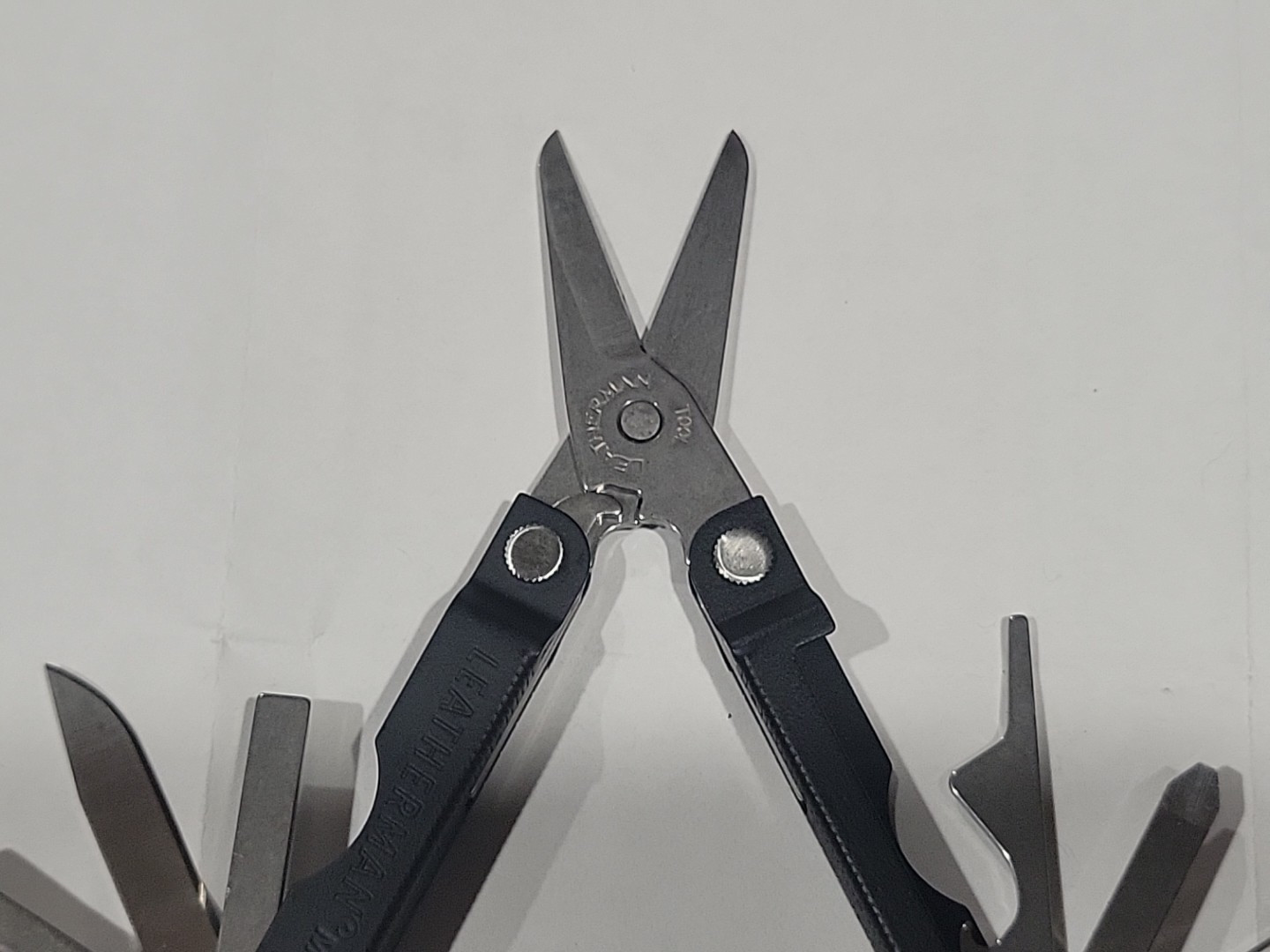 LEATHERMAN MICRA Black 10 TOOL Multi-Tool Knife Scissors + More WOW EXCELLENT