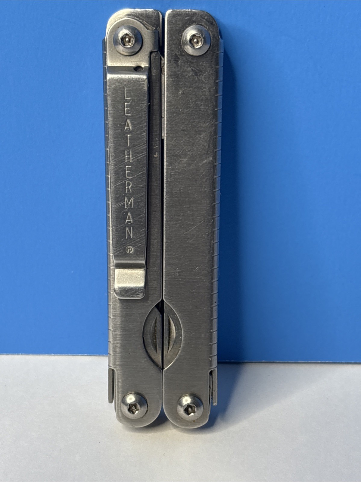 Leatherman SIDECLIP Bass Pro Shops Edition Multi-Tool PATS PEND PORTLAND OR