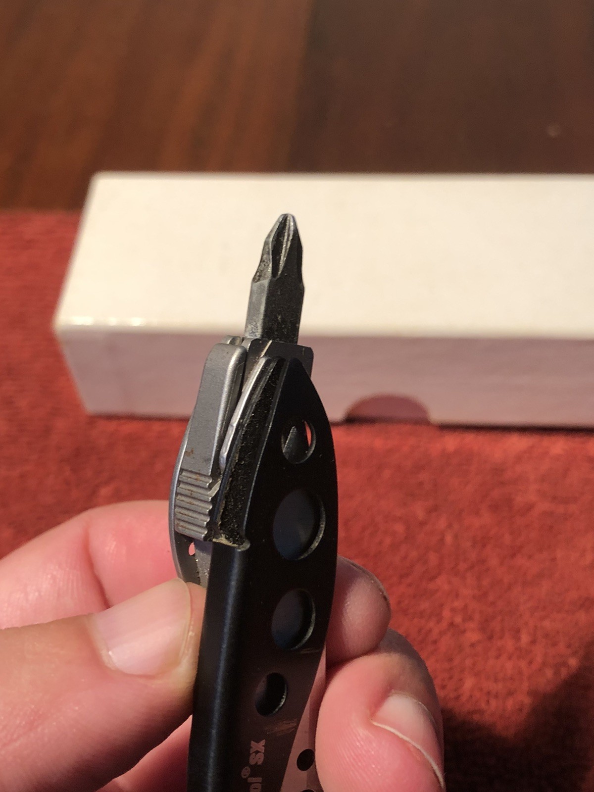 Discontinued RARE Leatherman Skeletool SX Signal Snowboards USA Retired 2013