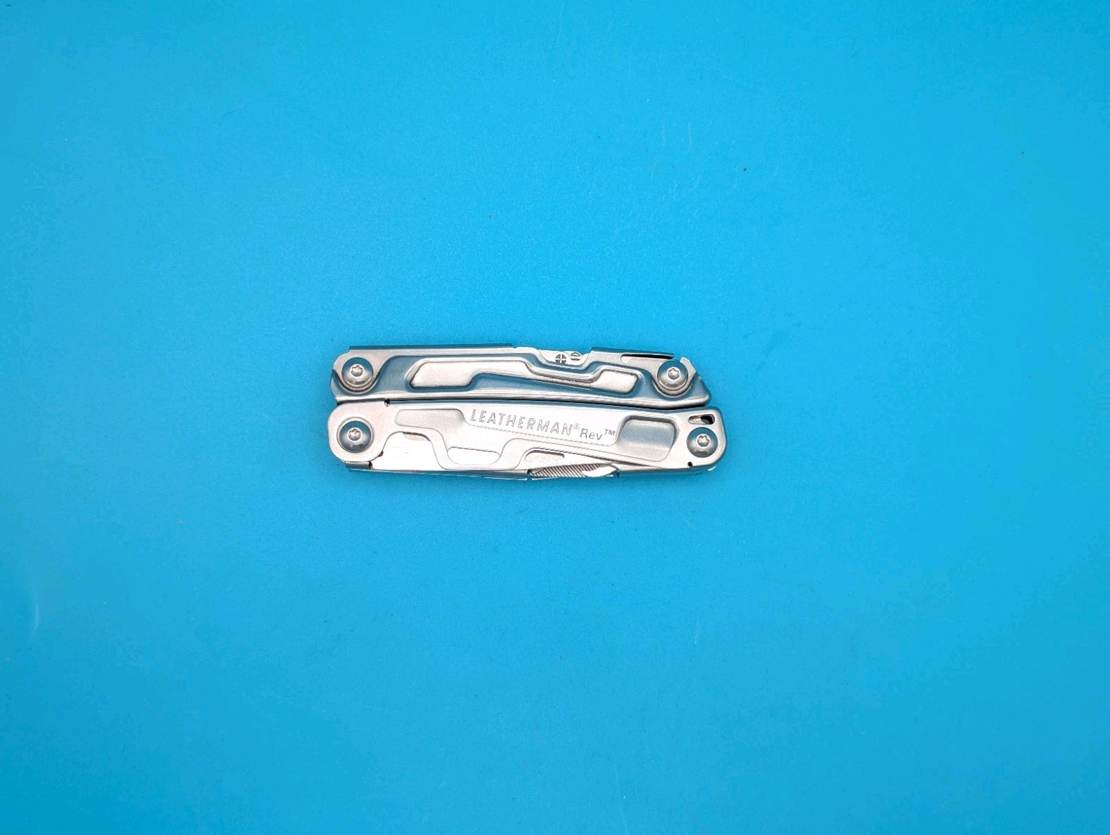 Leatherman Rev 3.8″ Multi-Tool, Stainless!
