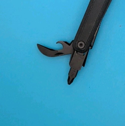 Leatherman Wave Alpha Multi-Tool! FAST SHIPPING! OBSIDIAN! MAGNACUT BLADE!