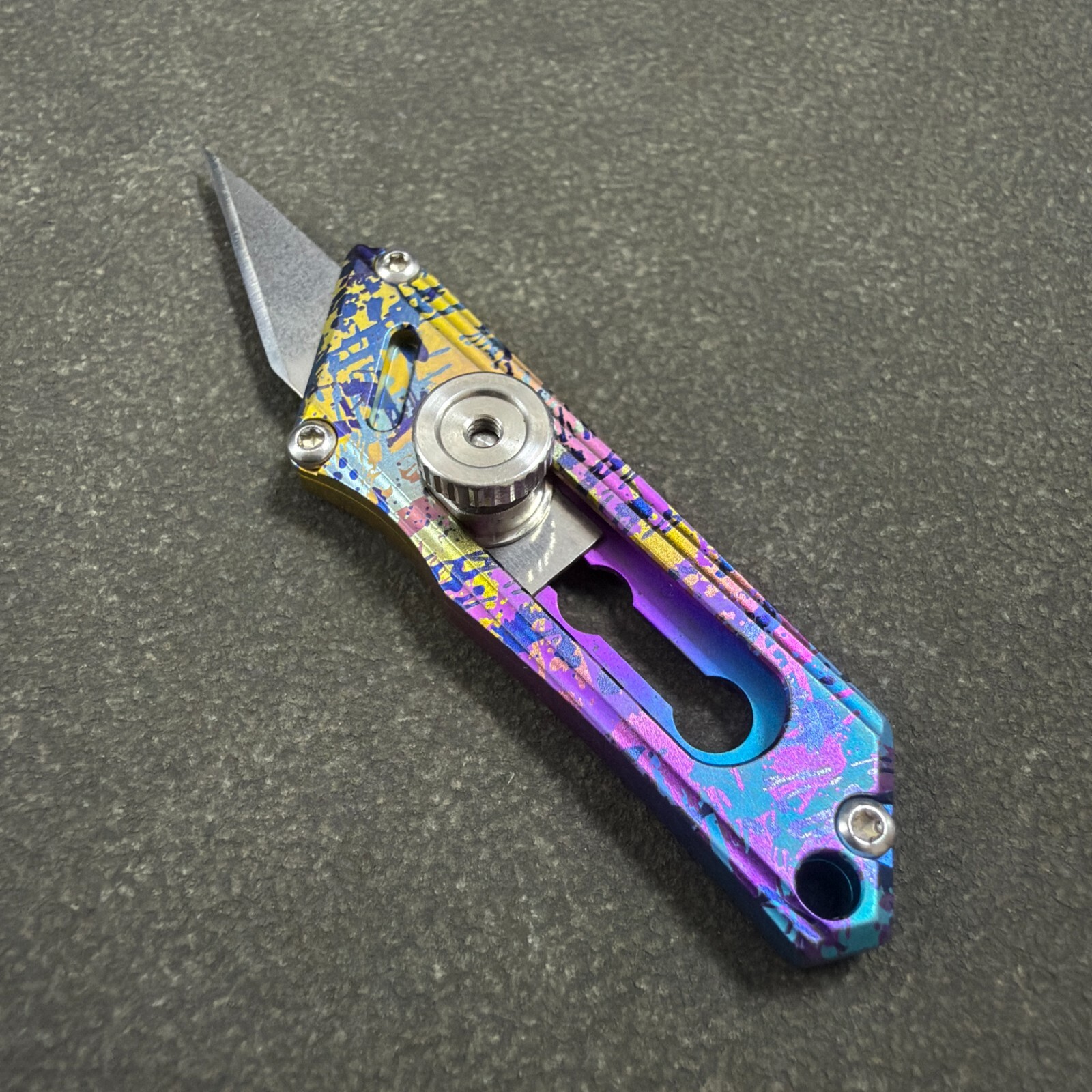 Mini Titanium Folding Knife 9Cr18Mov Blade Outdoor EDC Pocket Keychain Tools