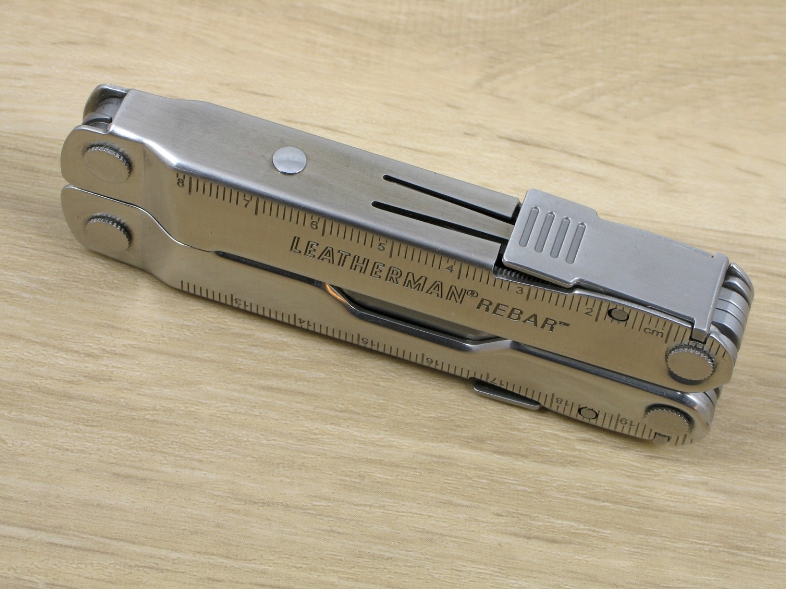 Leatherman REBAR Multi-Tool, Knife, Stainless, w/Nylon Sheath, USA – Excellent