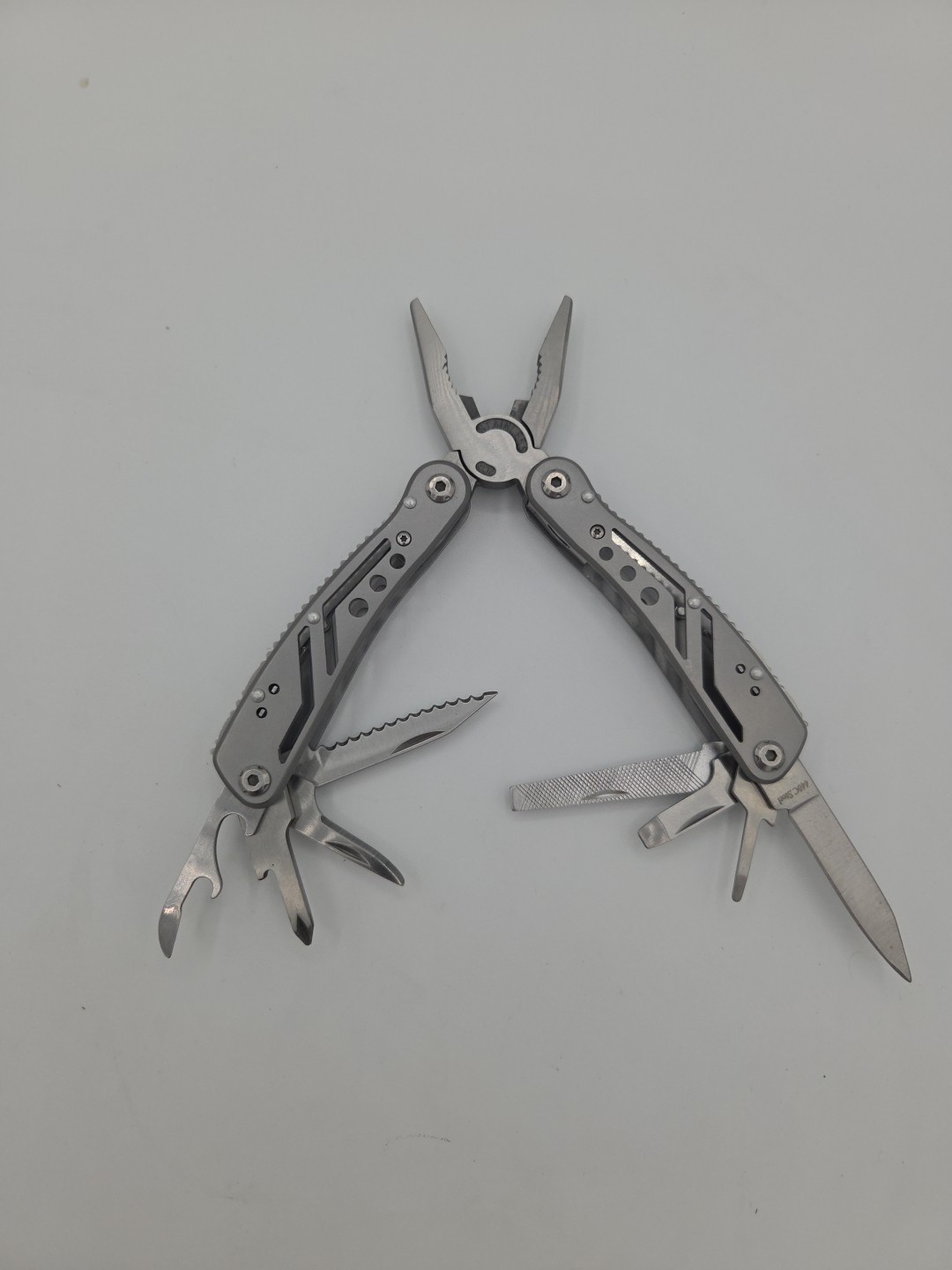 Stanley Stainless 12-in-1 Multi Tool 2CR Pliers Knife Screwdrivers File Survival