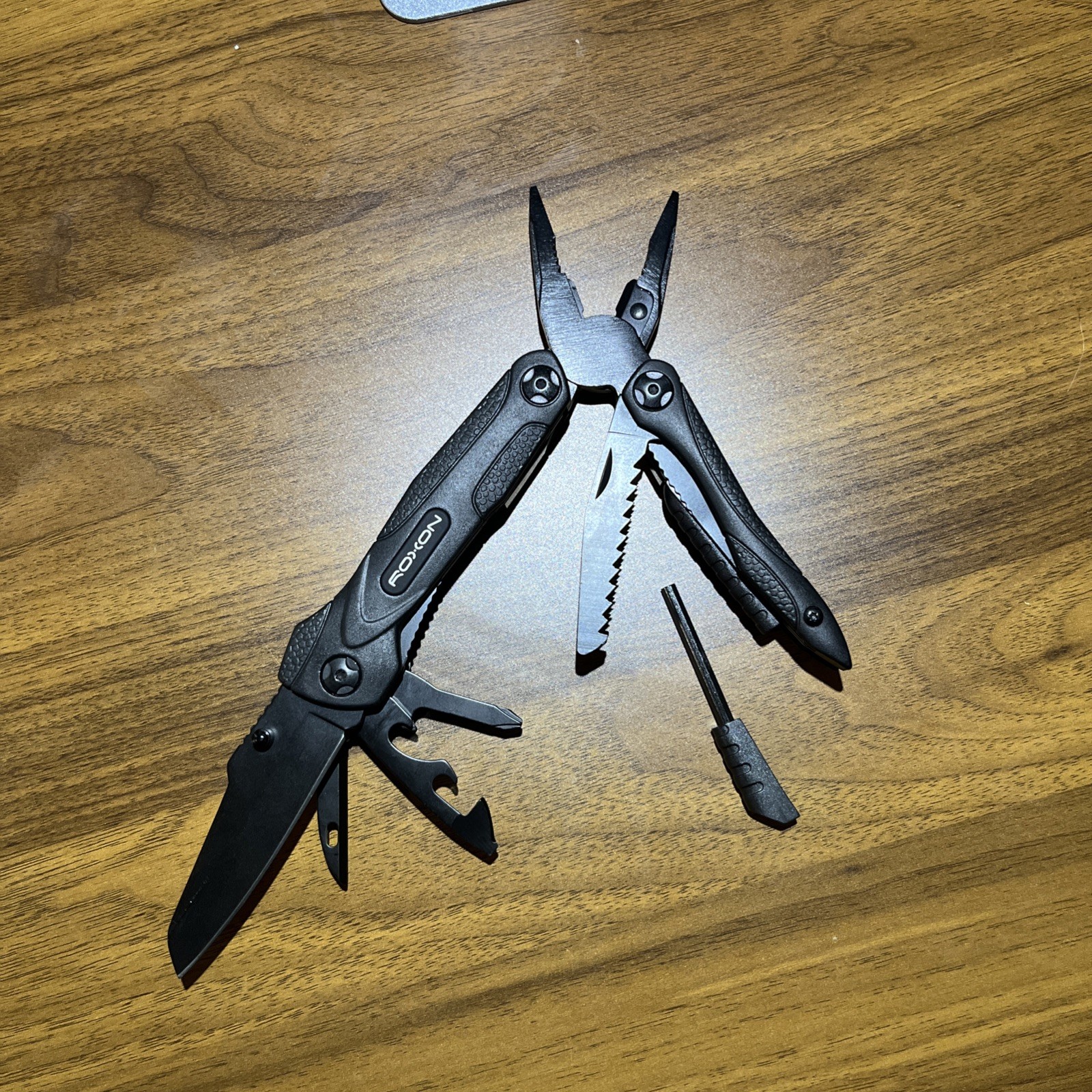 ROXON SPARK Black Multitool 14 In 1 Pliers Wire Cutter Knife Saw