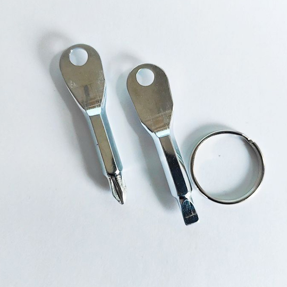 4x EDC Stainless Keychain Ring Pocket Screwdriver Tool Set Outdoor Phillips Flat