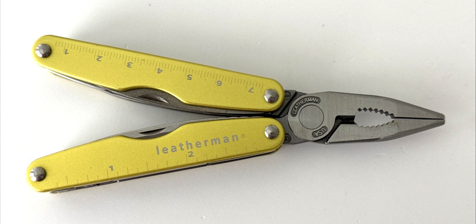 Leatherman Juice KF4 Multi-Tool Yellow USA