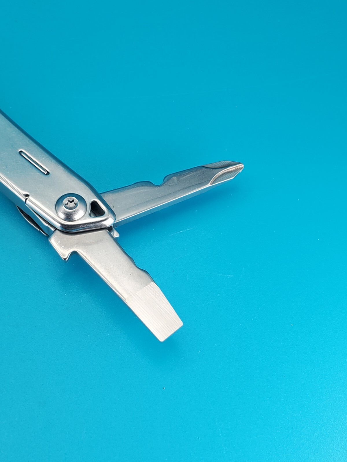 LEATHERMAN WINGMAN MULTI-TOOL! FAST SHIPPING! SUPERIOR ESSEX