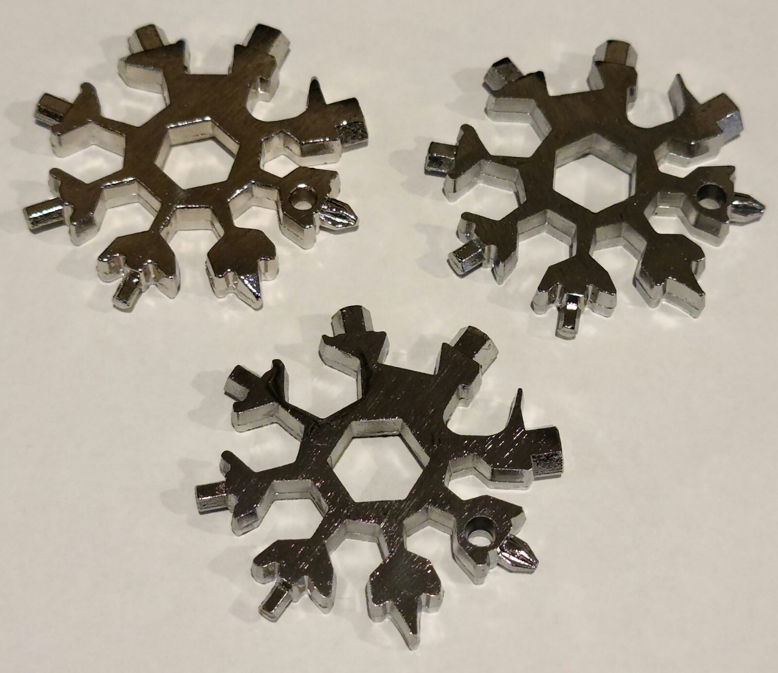 (3) 18 in 1 Mini EDC Snowflake Multitool Camping Tool Screw Driver Portable