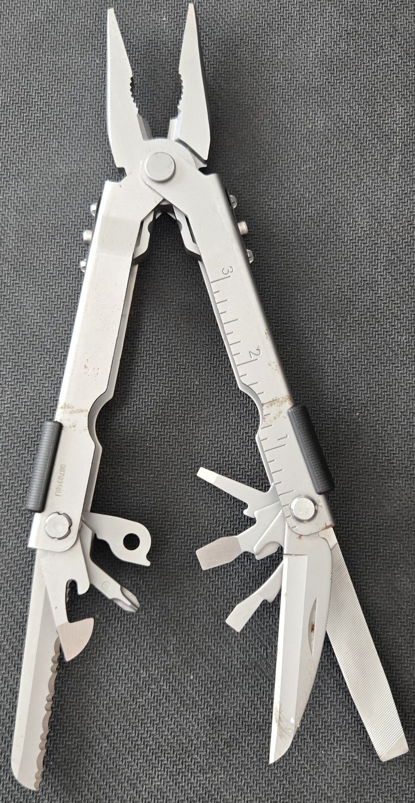 Gerber Multi-Plier 600 MP 600 ProScout Double Blade Carbide Multi Tool