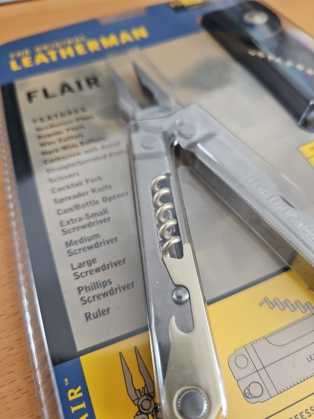 LEATHERMAN FLAIR ORIGINAL BLISTER PACK MULTI TOOL NEW