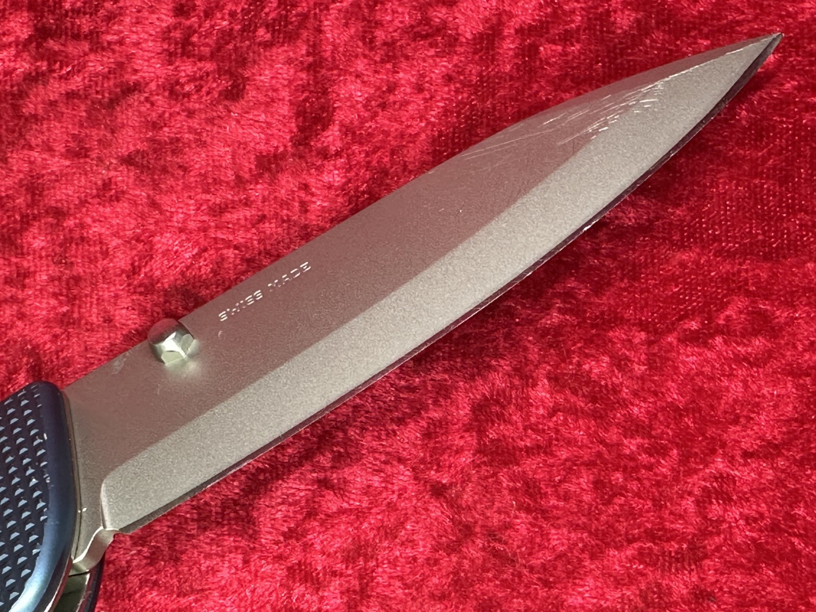 Victorinox Evoke 2026 Limited Edition Glacial Blue Alox Large Swiss Knife (670)