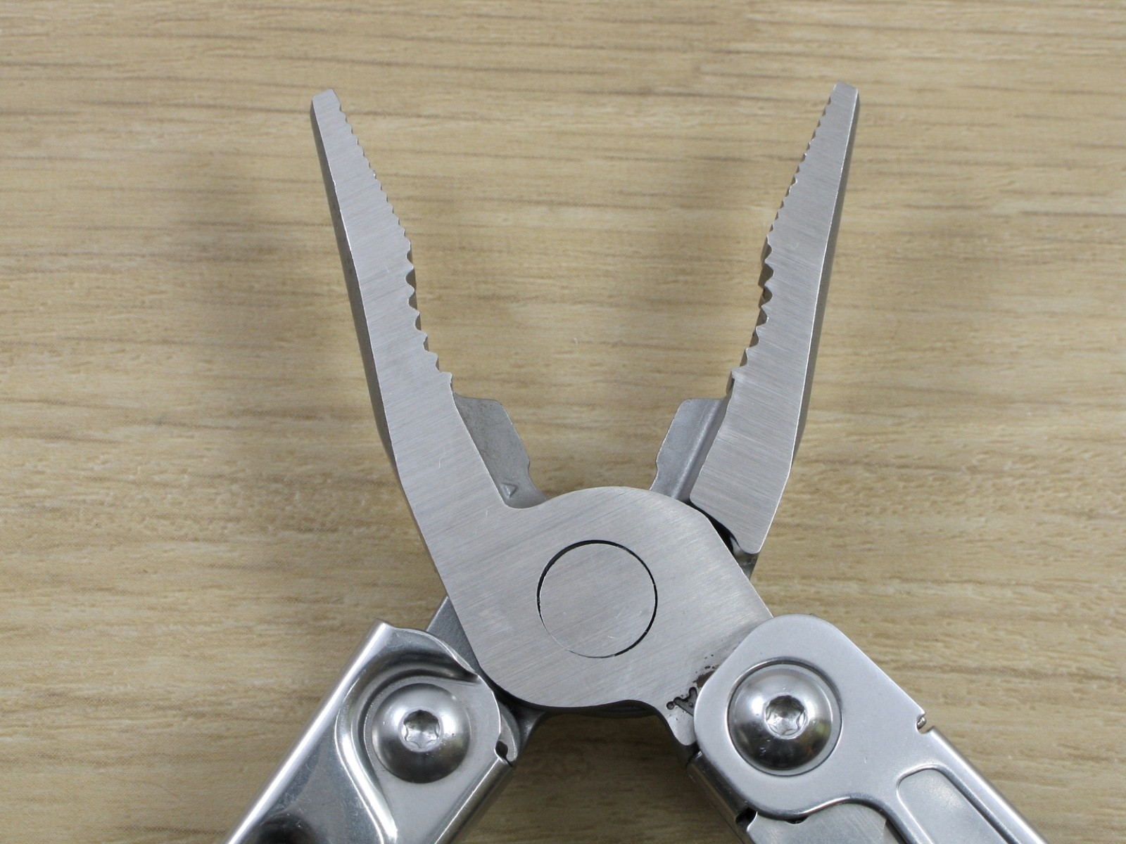 Leatherman Rev Multi-Tool, Knife, Pliers, Stainless, USA – VG