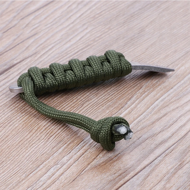 Mini EDC Tool Crank Crowbar Pocket Pry Bar Paracord Scraper Opener Winder Staple