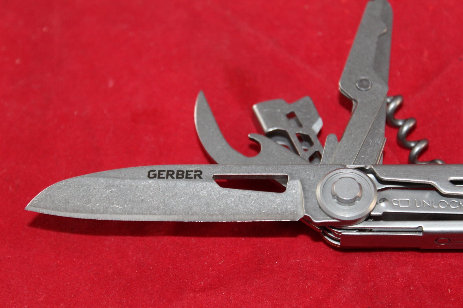 Gerber Armbar Cork Multi – Tool (Orange)