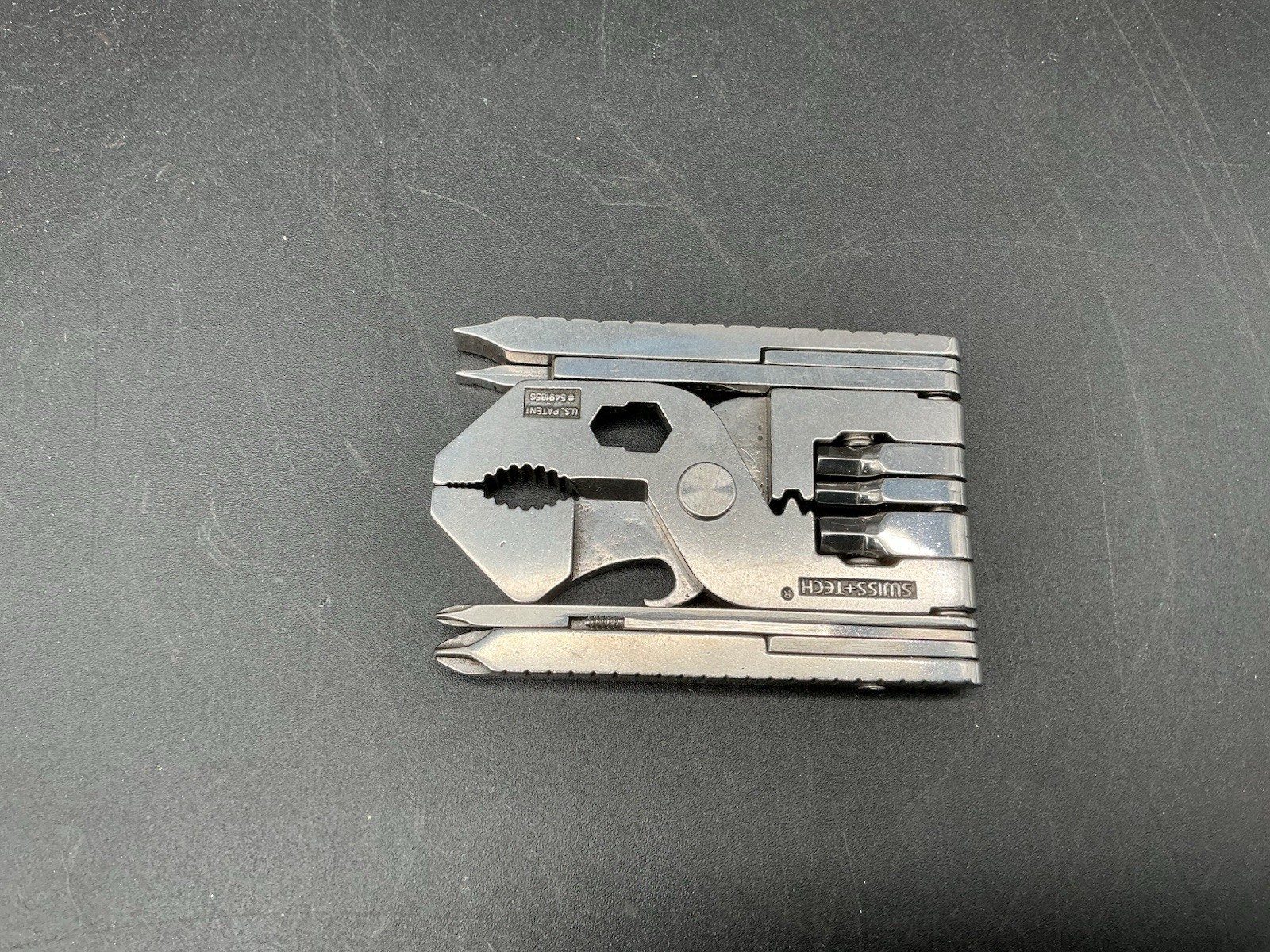 Swiss+Tech Utili-Key MX 5-in-1 Pocket Multi Tool Black Folding Keychain Tool