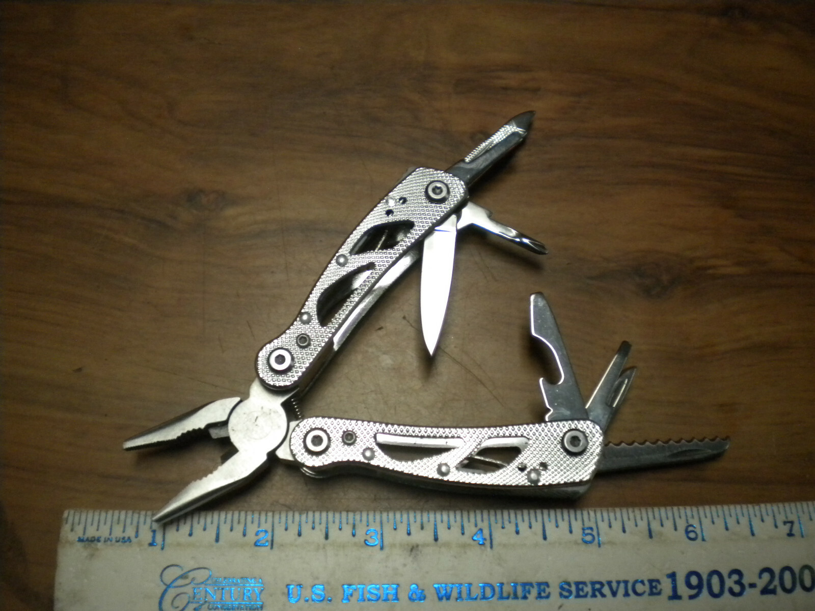 Unbranded STAINLESS POCKET MULTI-TOOL , Looks Unused, see pictures
