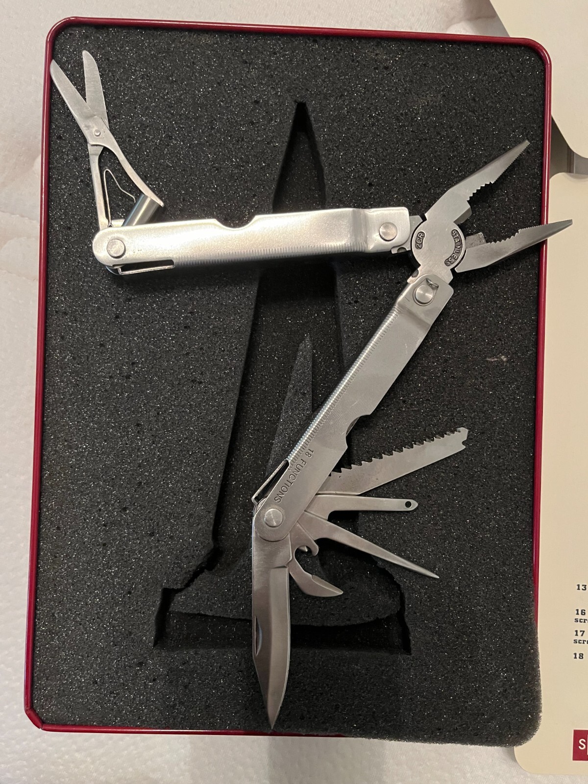 Gentlemans Multi Tool Gift Tin Box Set New In Package 18 Functions