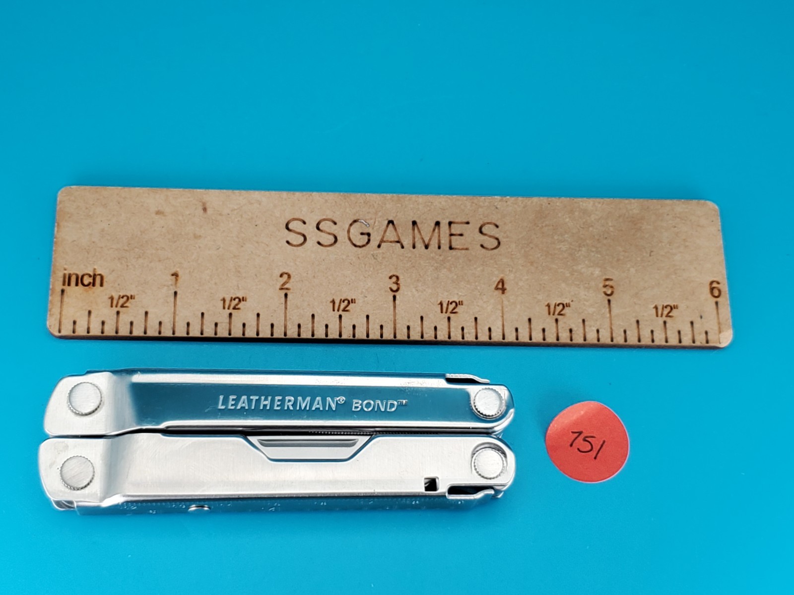 LEATHERMAN Bond Multitool, Stainless Steel Everyday Tool!