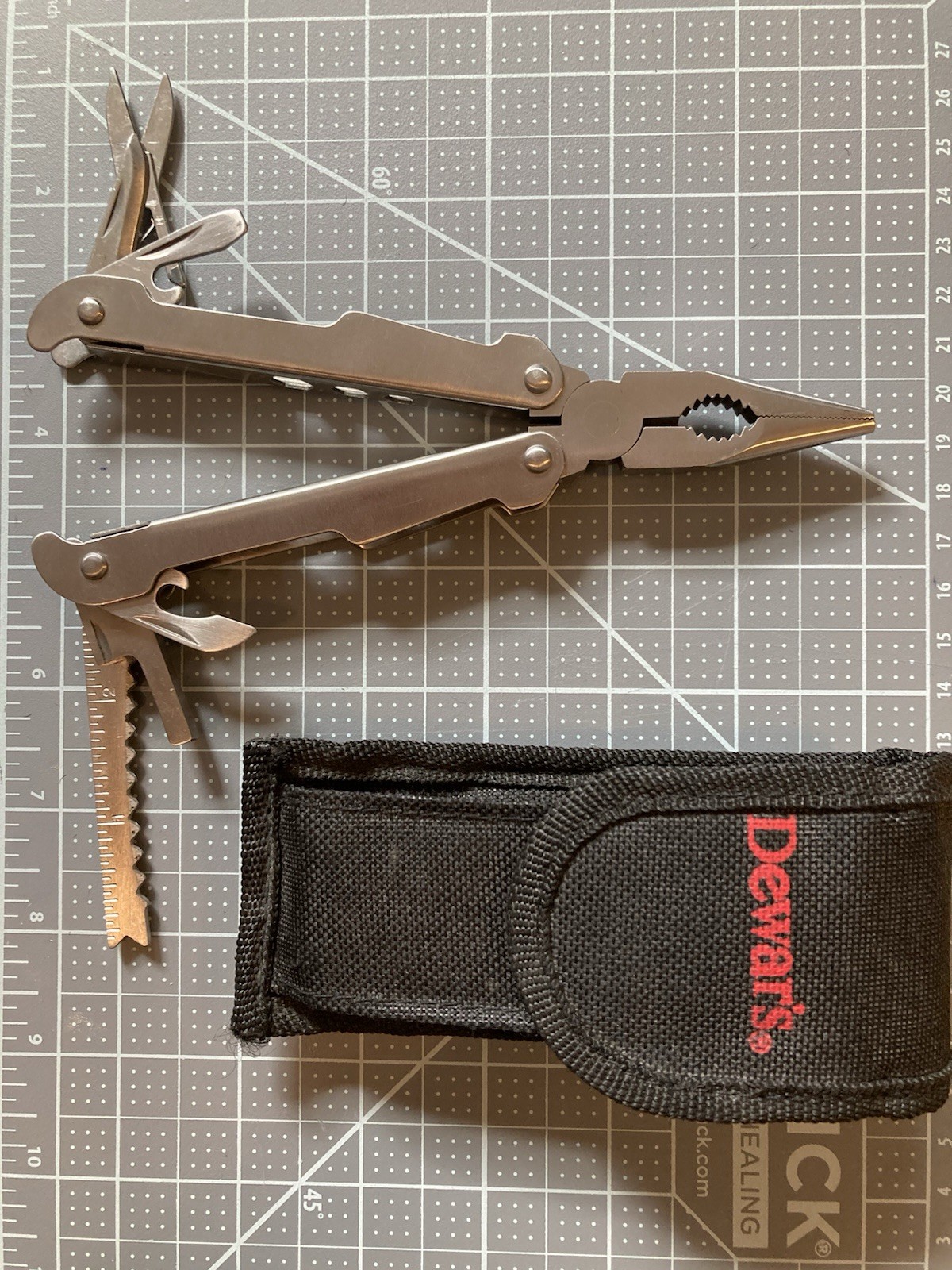 DEWARS Leatherman Type Stainless Steel Multi Tool * 7 Tools NYLON CASE