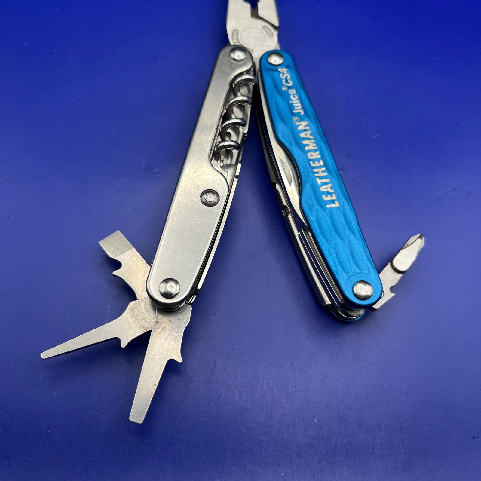 Leatherman Juice CS4 multi-tool USA