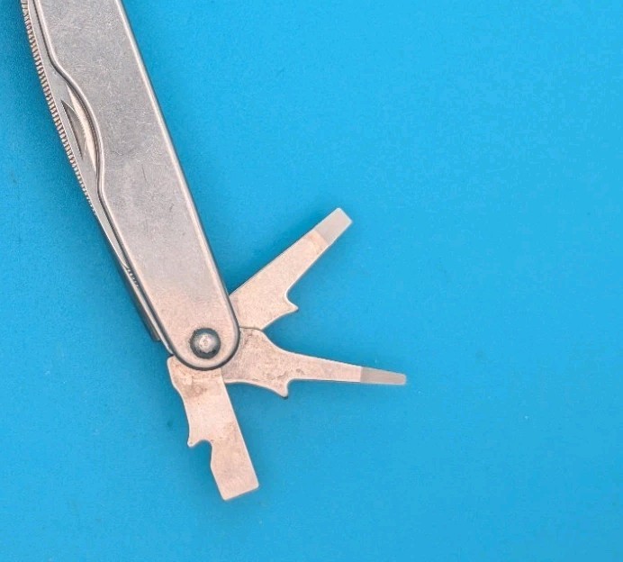 Leatherman Juice XE6 Moss Green Multi-Tool Pocket Knife Made in USA! RARE!