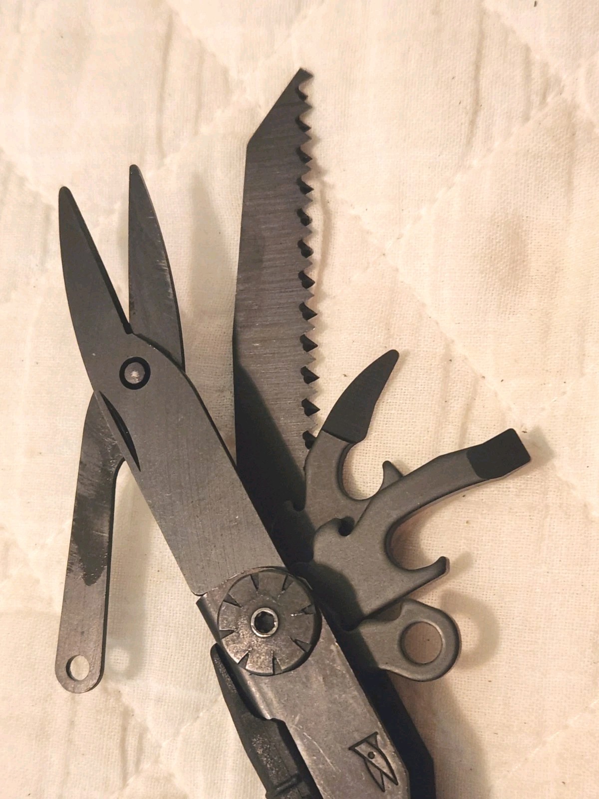 Gerber Diesel Multi-Plier Black Oxide Multi-Tool With Coyote GERBER Nylon Sheath