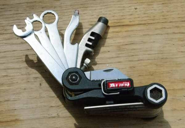 Topeak-The Alien-Bike Multi Tool – 20 Functions/Wrench, Allens Knife