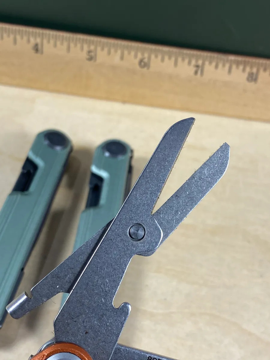 Armbar Slim Cut (MSRP $42.99) (1) One at random. Nice Condition Light Use