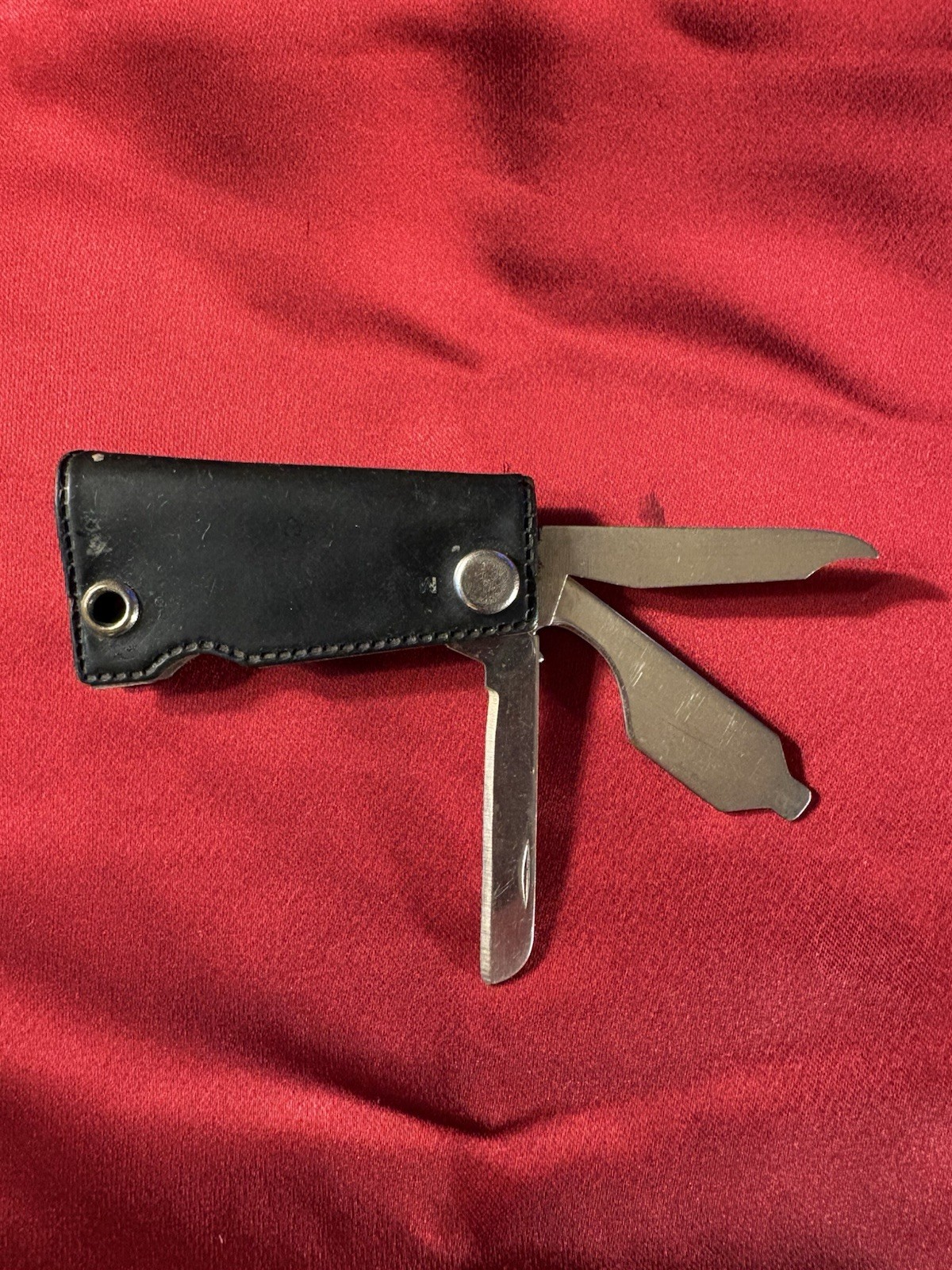 POCKET TOOL with Leather Holder: Screw Driver, Bottle Opener, File, Knife