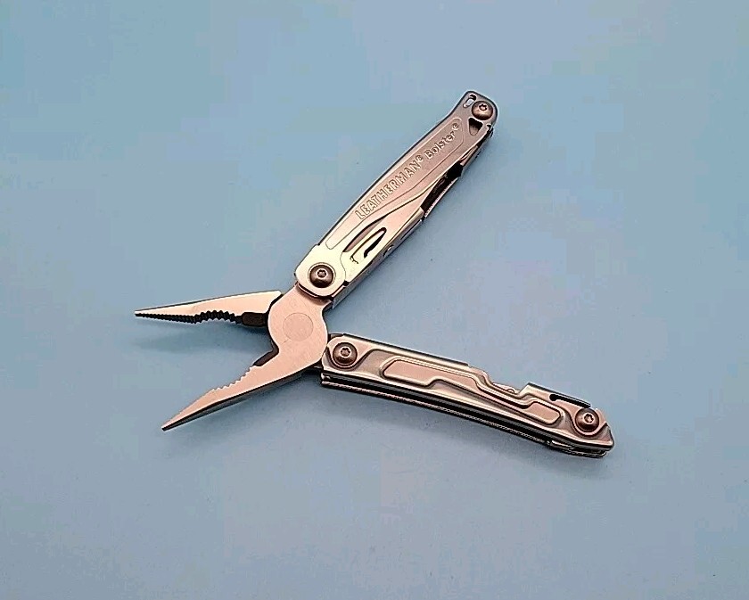 Leatherman Bolster Multi Tool – Spring Action Pliers, Knife, Screwdrivers, File