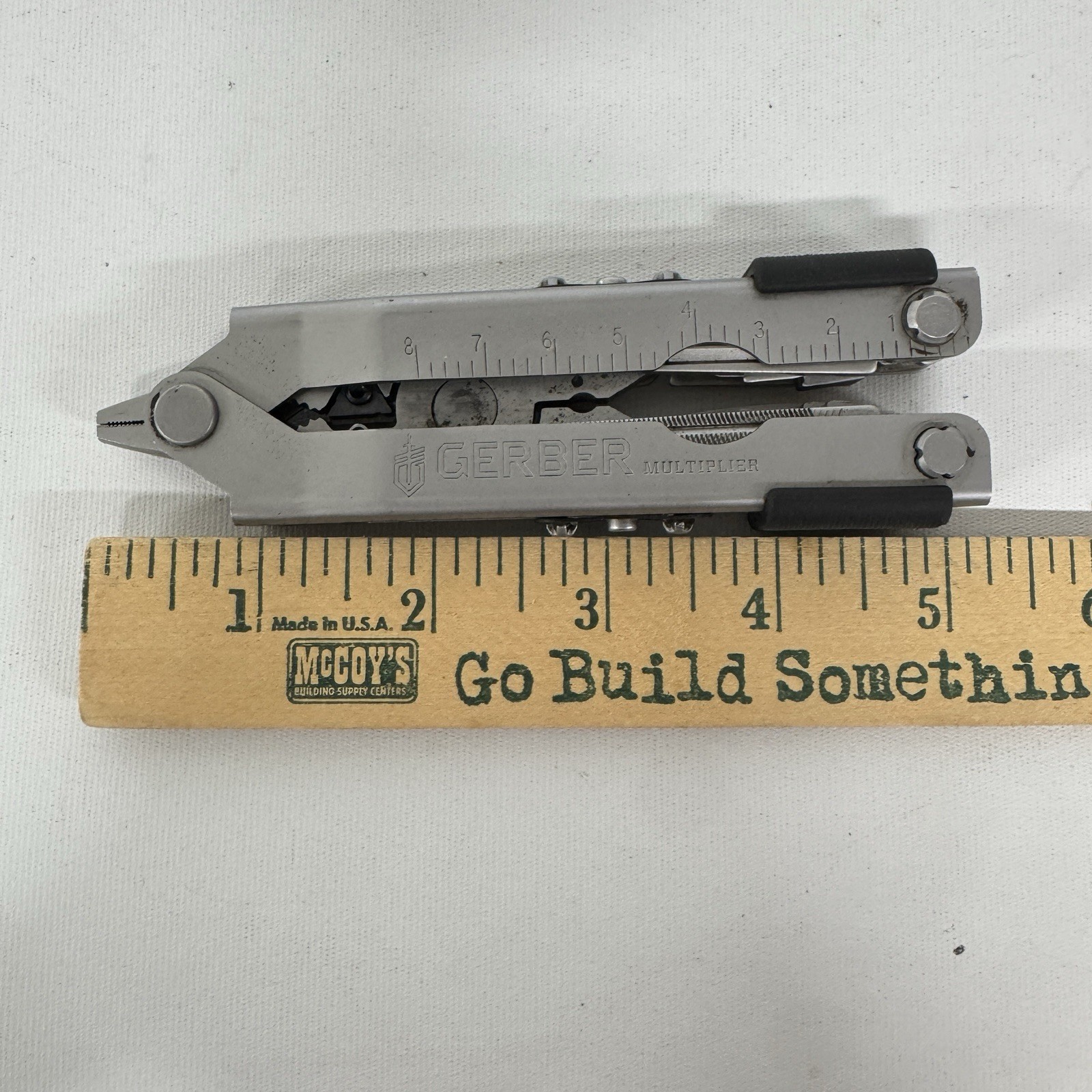 Gerber Tools Stainless Steel Needle Nose Multiplier Multi-Tool w/ Cutter MP600