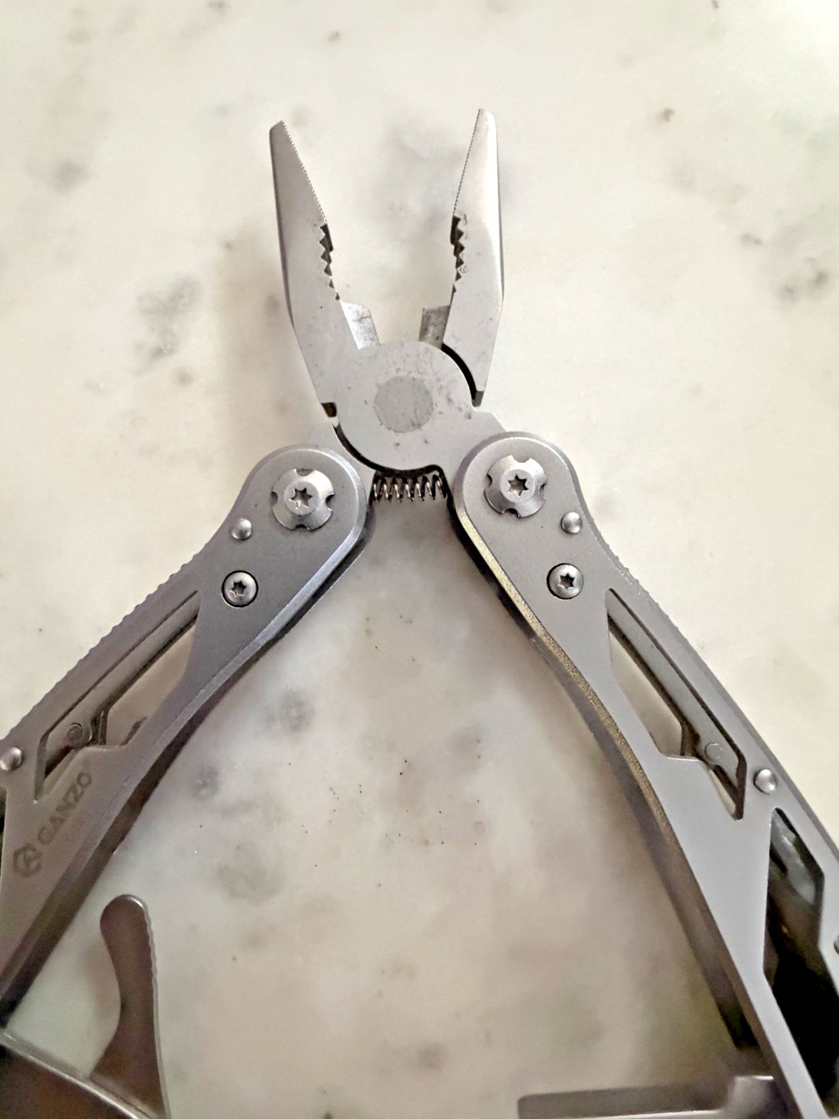 GANZO G202 Multi-Tool Pliers 10-in-1 Multi Tool Pocket Knife Screwdriver No Bits