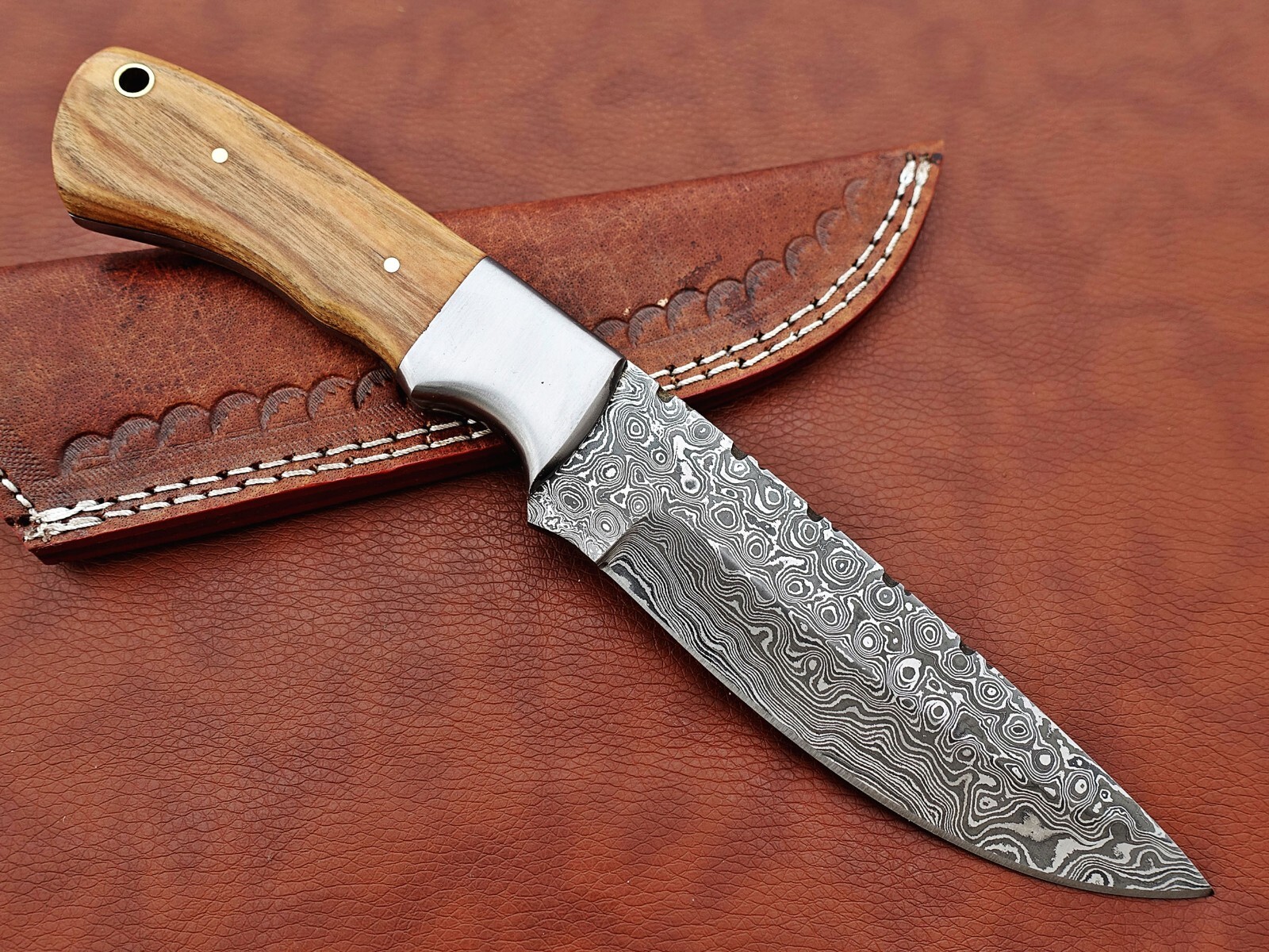 9.5″ Rain drop Damascus steel Kow wood scale Skinning knife W/ Leather sheath