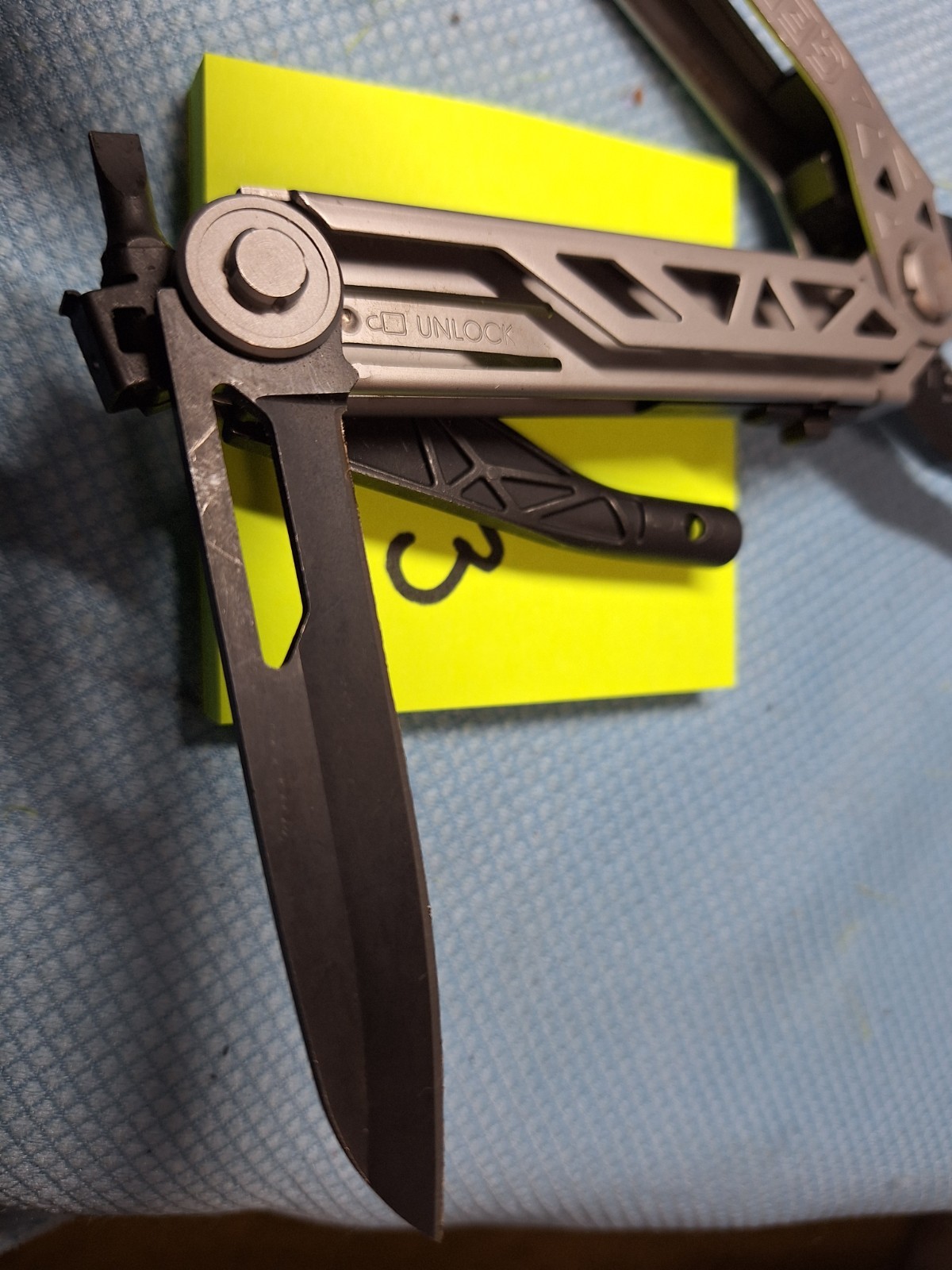 1 GERBER CENTERDRIVE Multi Tool U.S.A. Camping Fishing Lot Z103