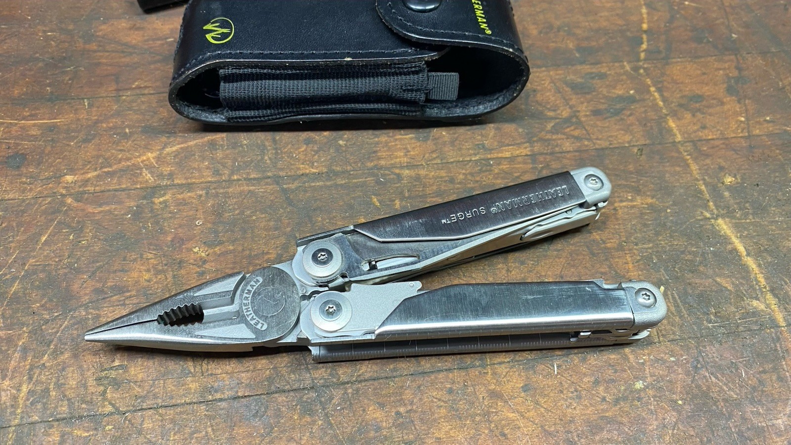 Leatherman Surge Multi-Tool With Sheath EZE Lap Stick & LED Mag Lite, Nice Shape
