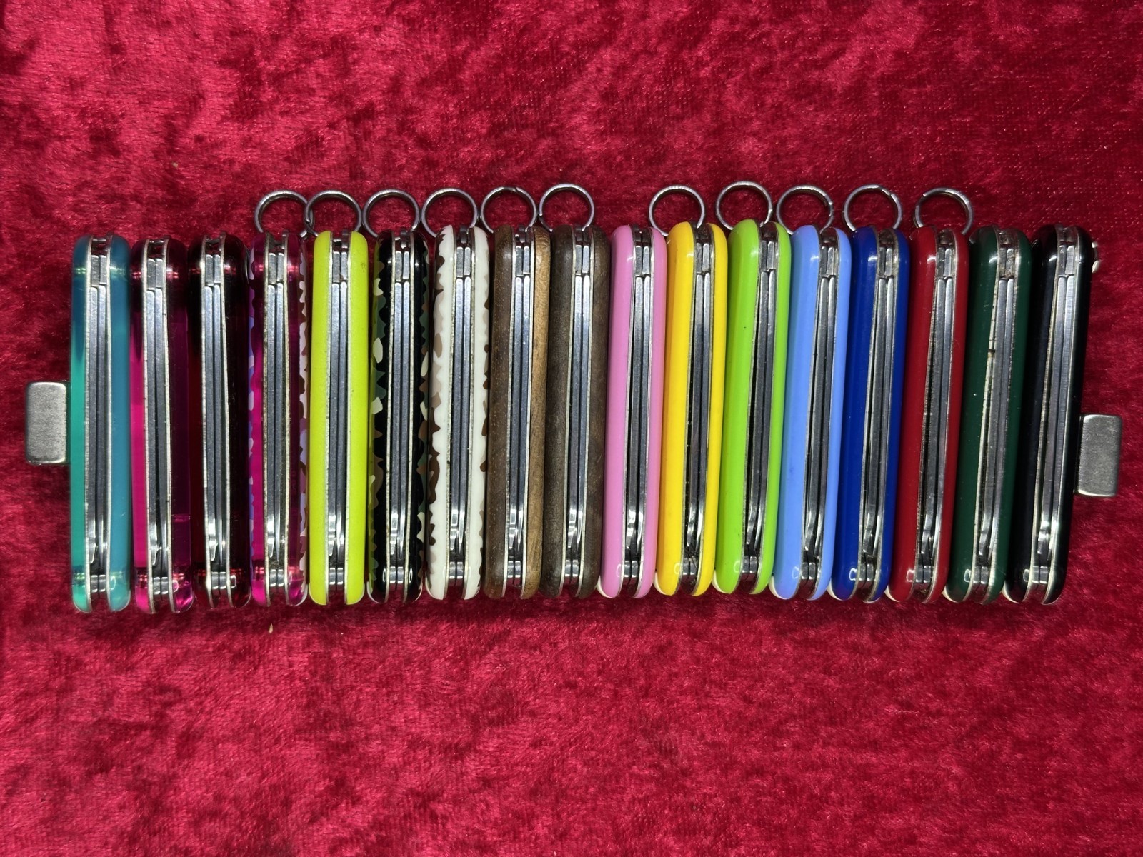 Victorinox Classic SD Lot Of 17 Swiss Army Knives 58mm Collection Of 17 Colors