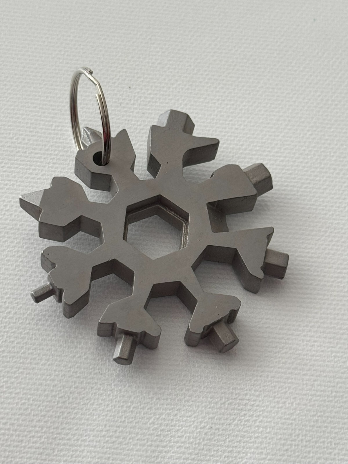 18 in 1 Multi-tool Snowflake Silver Tone Keychain Key Ring