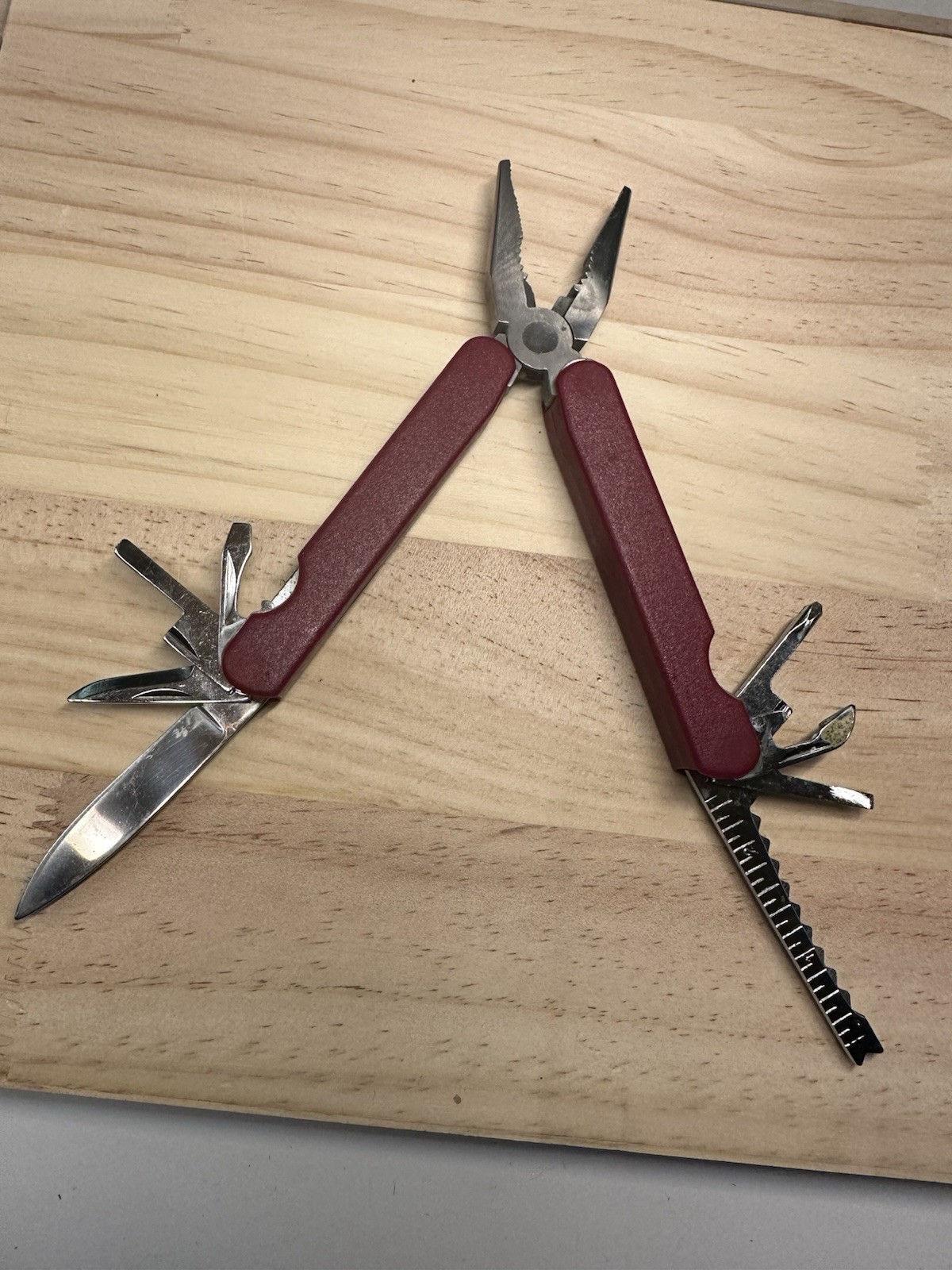 Multi-tool 10 In 1 Vintage Survival Or Camping Tool 3.75” Closed