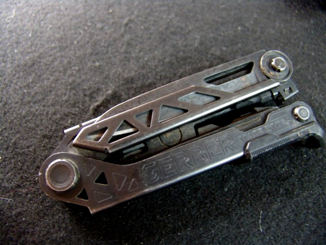 GERBER–CENTER DRIVE–MULTI PLIER–w/ BITS–GERBER CASE-EXCELLENT-MILITARY–MINT