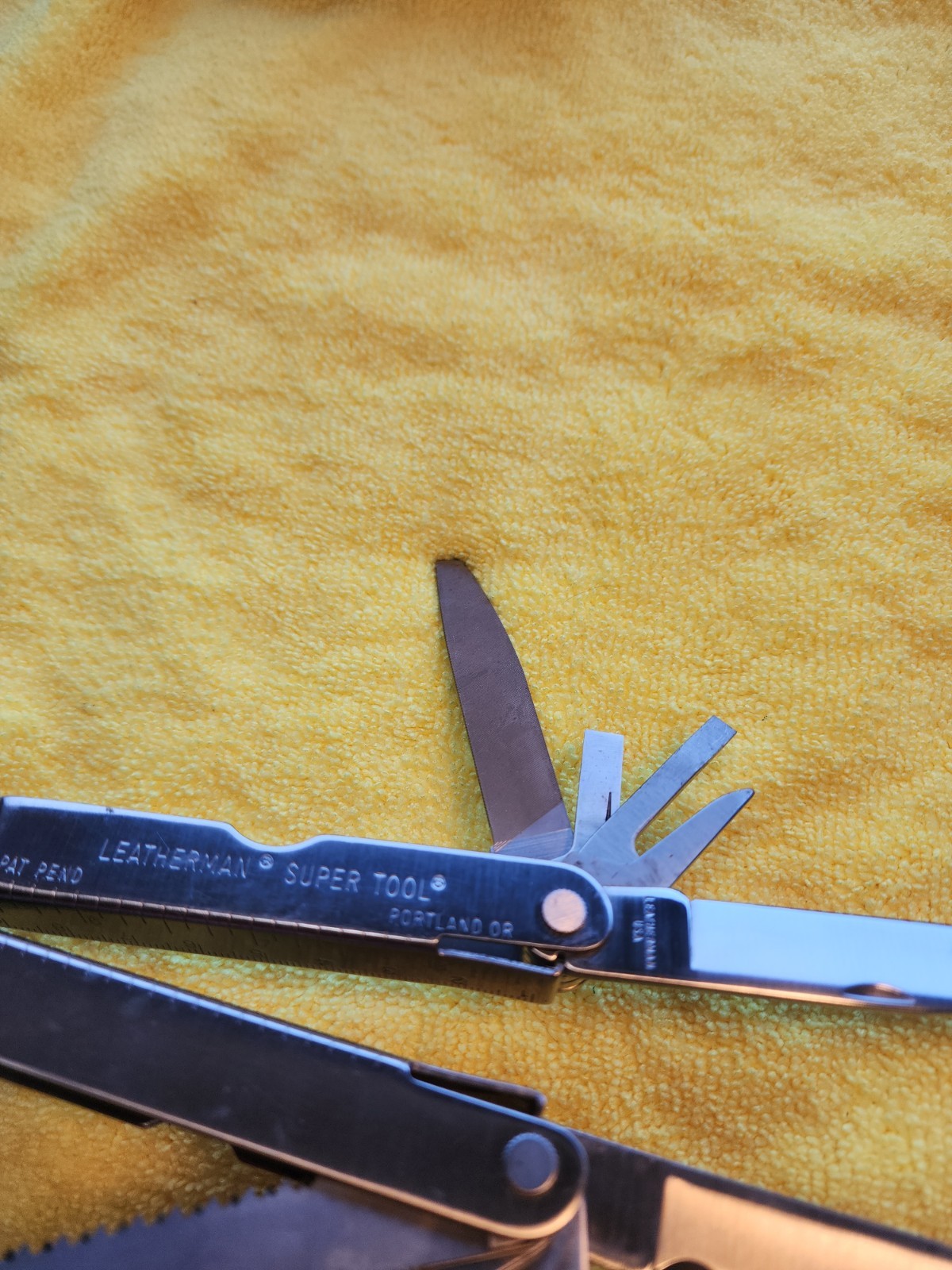 Vintage Leatherman Super Tool Pat Pending with Leather Sheath Super Nice