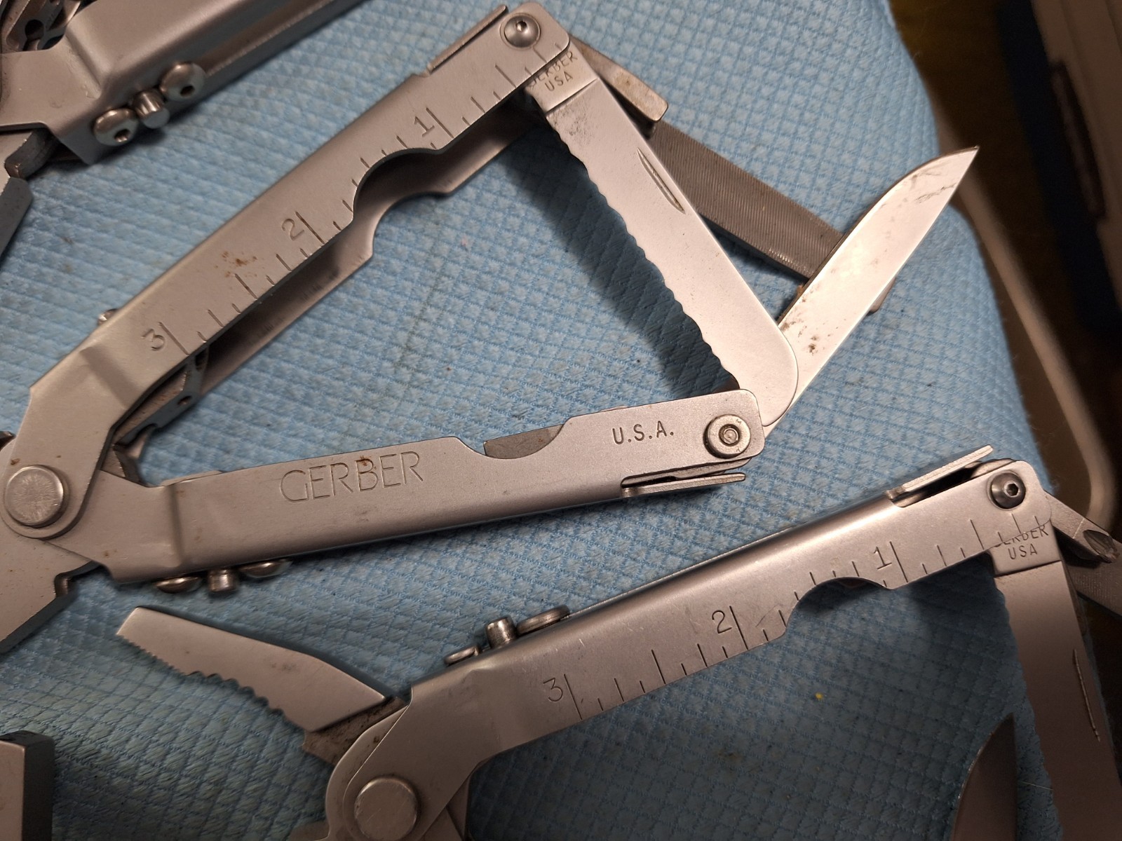 4 VINTAGE GERBER Multi Tools U.S.A. collectors Loc GERBER 66