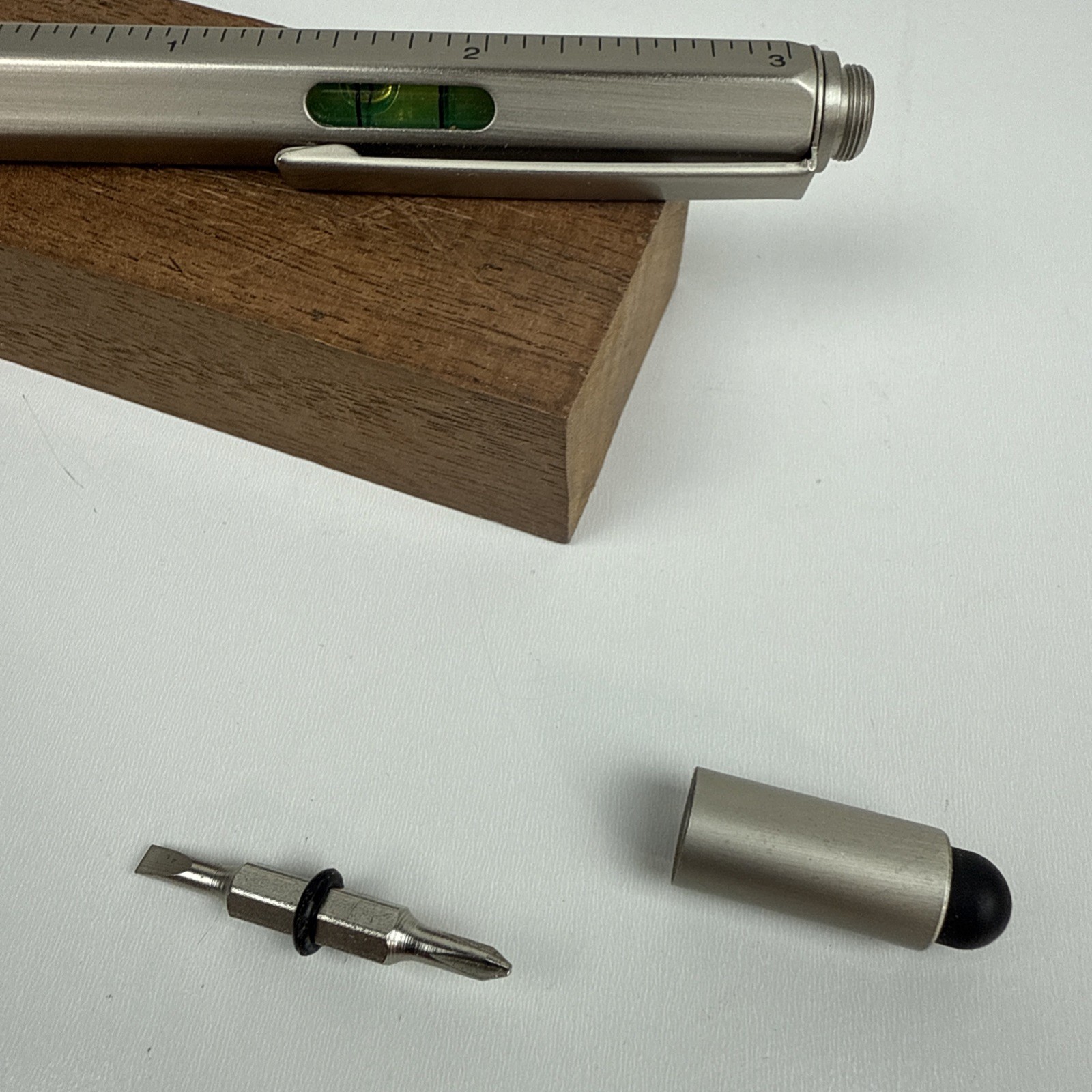 Gentlemen’s Hardware Tooling Pen Multi-Purpose Tool Silver Color Pen Screwdriver