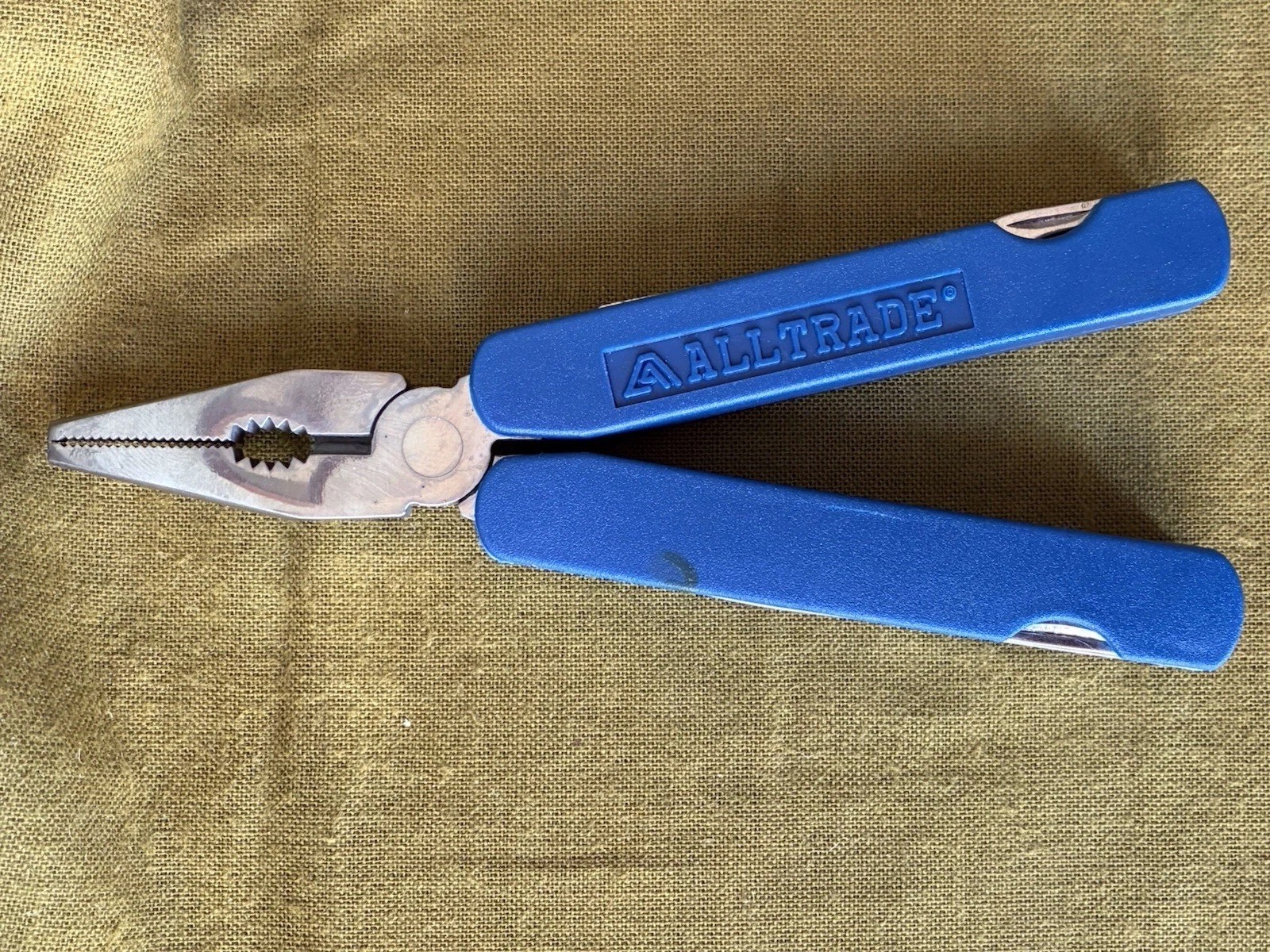 ALLTRADE 15 IN 1 MUTI-TOOL W/ CASE~MODEL # 170077; NEVER USED; NEW IN BOX COND.