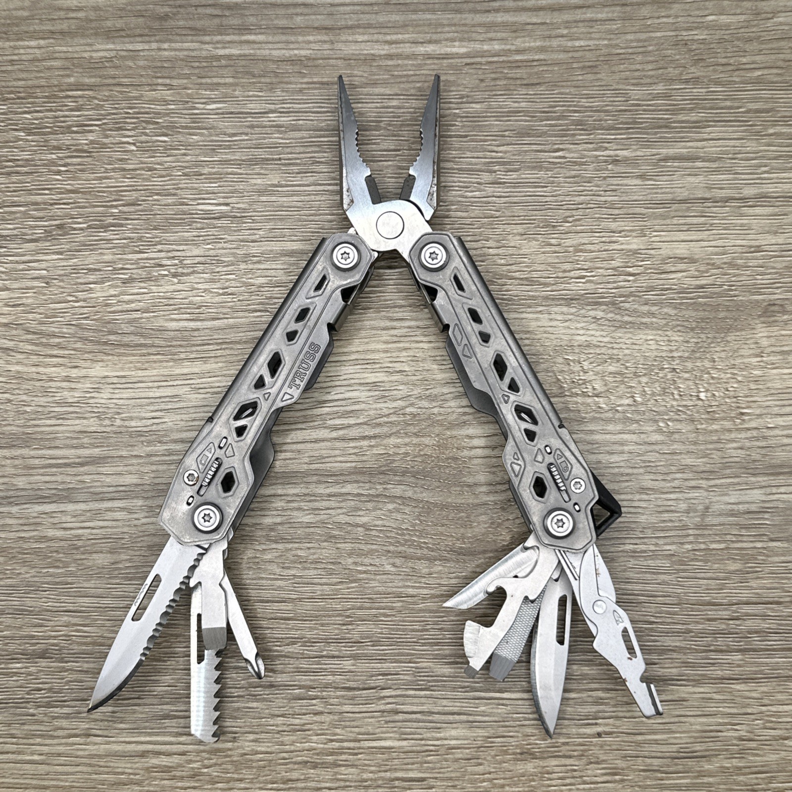 Gerber Truss Multi-Tool Pliers Knife Folding EDC FAST SHIPPING!