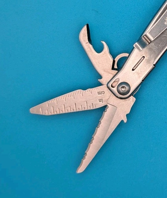 Leatherman Bolster 13 Tool Stainless Steel Multi-Tool!