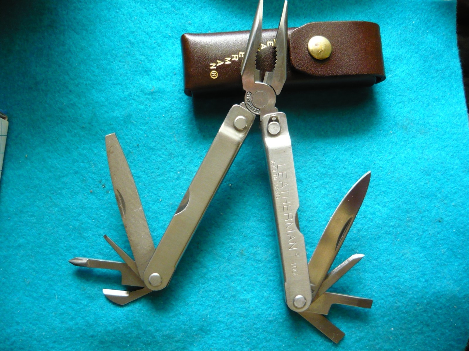 ***Leatherman BIG LETTER PST Multi-Tool -Japan NIB***Dk Brown sheath